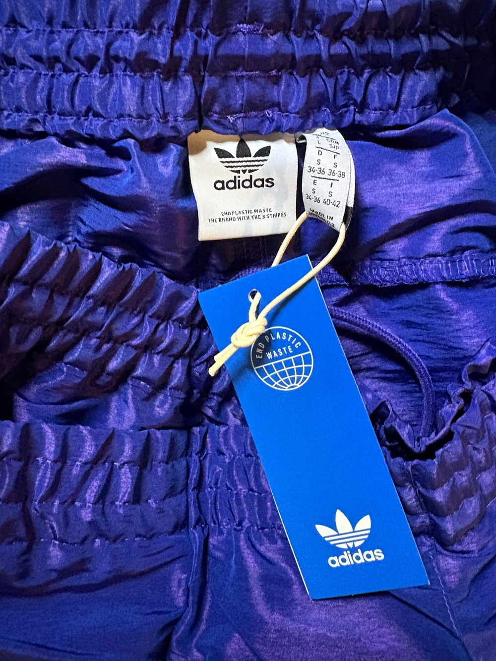 adidas Originals  - Women's  Double Waistband  Track Shorts - Picture 6 of 9